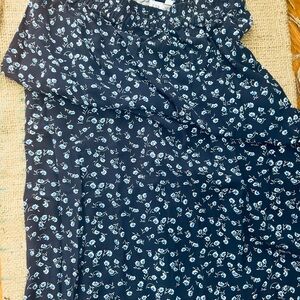 GAP Navy Blue Skirt with White Floral Pattern